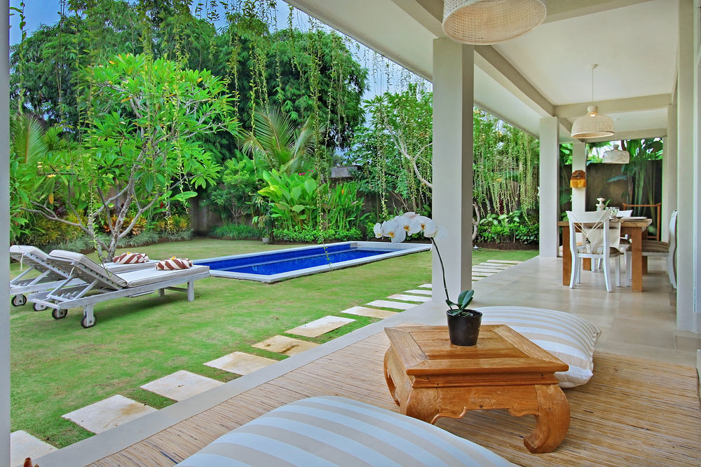 Villa Lodek Deluxe Seminyak Exterior foto